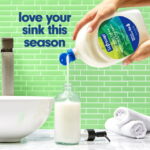Softsoap Soothing Clean Liquid Hand Soap, Aloe Vera Fresh Scent, 50 fl oz - Image 2